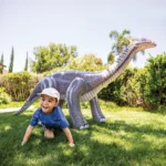 Dinozaur gonflabil – Triceratops / Brontosaurus, 2 modele, 3+ ani, Intex (48594) - imagine 2