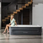 Pat gonflabil Queen Comfort-Plush cu pompă încorporată, 152×203×56 cm, max. 272 kg, Intex (64418) - imagine 2