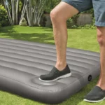 Saltea gonflabilă Full Downy cu pompă de picior încorporată, 137×191×25 cm, max. 272 kg, Intex (64762) - imagine 2